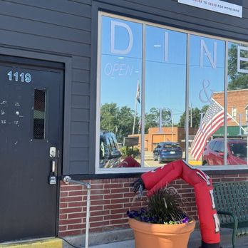 Dexfield Diner & Pub - Front door and window signage - Pizza Near Me - Redfield, Iowa Dexfield Diner & Pub - Front door and window signage - Pizza Near Me - Redfield, Iowa