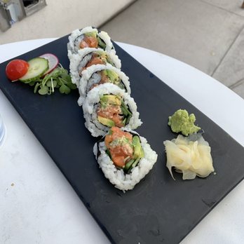 Oku - Spicy Salmon Roll - Sushi Bars Near Me - Santa Barbara, California