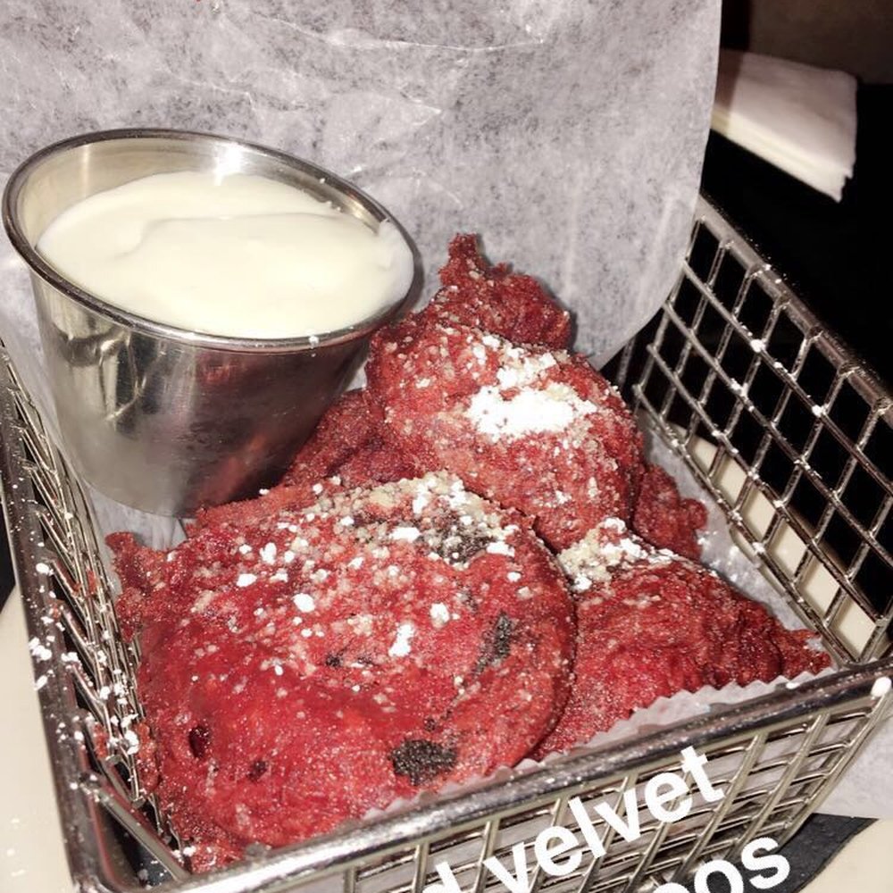 The Committed Pig - Red velvet Oreos 10/10 - Breakfast & Brunch Near Me - Morristown, New Jersey