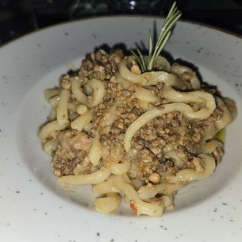 Spadaforte - Homemade pasta with veal, beef, sausage, garlic and rosemary, a real hearty meal. - Pizza Near Me - Siena, SI Spadaforte - Homemade pasta with veal, beef, sausage, garlic and rosemary, a real hearty meal. - Pizza Near Me - Siena, SI