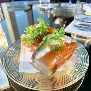 Nubeluz - Lobster rolls - Cocktail Bars Near Me - New York, New York