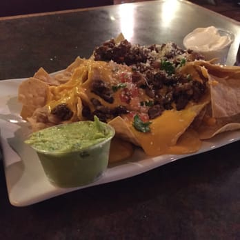 El Mexicali Cafe II - Happy hour nachos with added beef - Mexican Near Me - Indio, California El Mexicali Cafe II - Happy hour nachos with added beef - Mexican Near Me - Indio, California