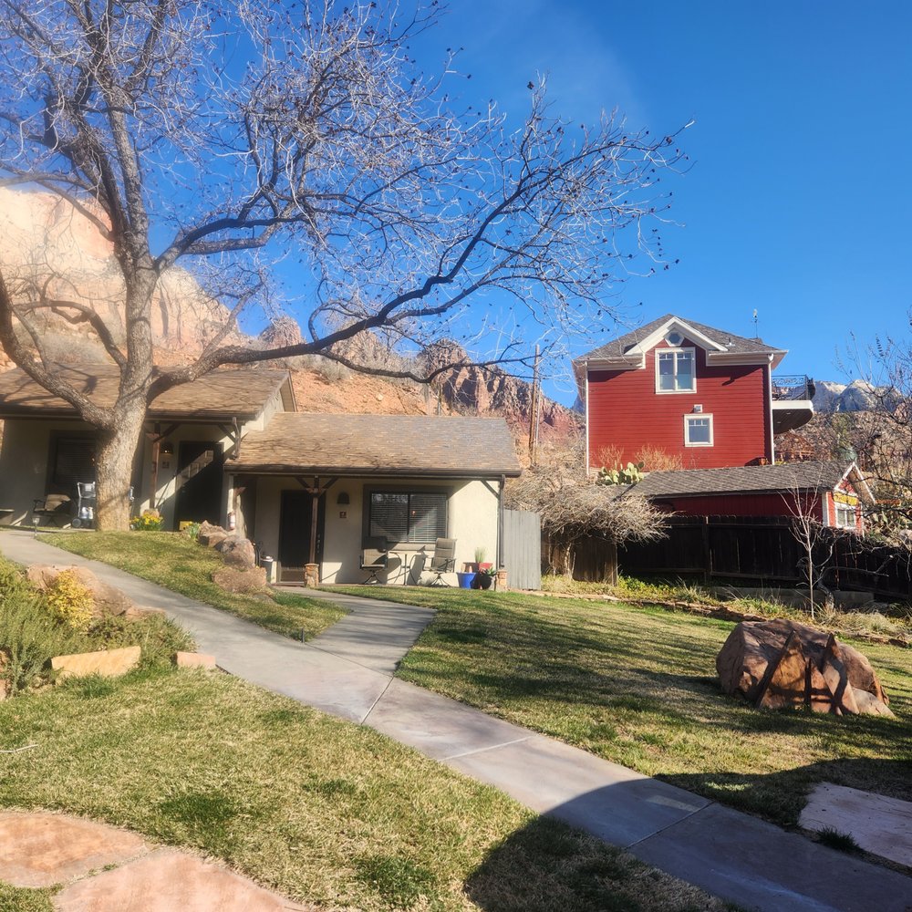 Red Rock Inn Bed & Breakfast - Bed & Breakfast Near Me - Springdale, Utah Red Rock Inn Bed & Breakfast - Bed & Breakfast Near Me - Springdale, Utah