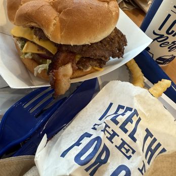 Culver's - Butter burger de luxe with bacon and everything on it - Burgers Near Me - Lewisville, Texas