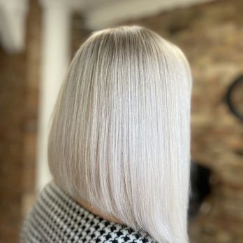 Ladan - Hair Stylists Near Me - Burbank, California Ladan - Hair Stylists Near Me - Burbank, California