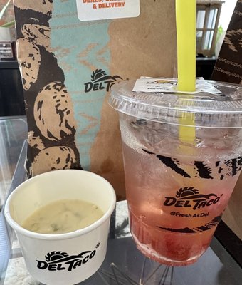 Del Taco by null
