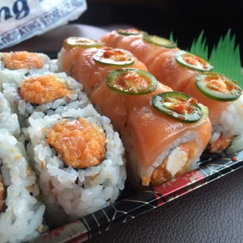 Fuji Sushi - Spicy girl roll & spicy salmon!!! Awesome!! - Sushi Bars Near Me - Midland, Michigan