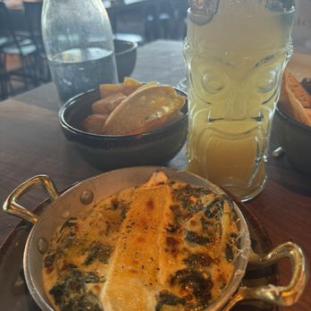 Eureka! - Spinach & Artichoke Dip and The Headhunter King - American Near Me - Tempe, Arizona