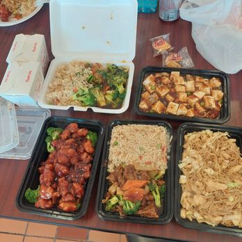 Happy Garden - 32 84 S7 C20 L7 All were tasty  Some hod a good amount of heat! 9-14-25 Went to see Spinal Tap II - Chinese Near Me - Albuquerque, New Mexico
