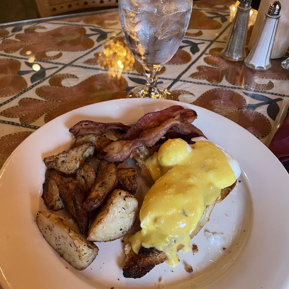 CAV Restaurant - Poached Eggs with Applewood Smoked Bacon - New American Near Me - Providence, Rhode Island CAV Restaurant - Poached Eggs with Applewood Smoked Bacon - New American Near Me - Providence, Rhode Island