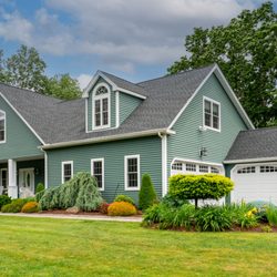 MJ Agostini - Remax Right Choice - LUXURY HOME WITH OVER 3300 SF OF LIVING SPACE