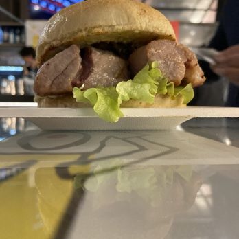 Mercato Centrale - Tuna burger - Food Court Near Me - Florence, FI