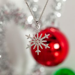 Woodbury Jewelers - Gold and Diamond Snowflake Necklace