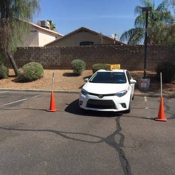 Jacob's Driving & Traffic School - Practicing three point turn - Driving Schools Near Me - Phoenix, Arizona