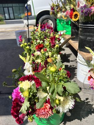 Omaha Farmers Market: Aksarben Village by null