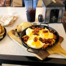 Huevos Estrellados Chistorra Huevos Estrellados Chistorra