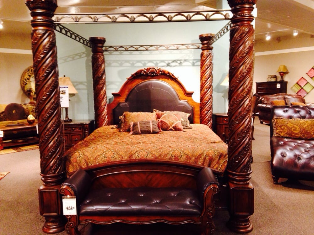 ASHLEY’S FURNITURE Updated September 2024 Calle Juan Calaf 68, Hato