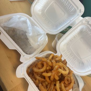 Pitas are Us - Philly Gyro Wrap with curly fries tasted like grease bomb - Halal Near Me - Folsom, California Pitas are Us - Philly Gyro Wrap with curly fries tasted like grease bomb - Halal Near Me - Folsom, California