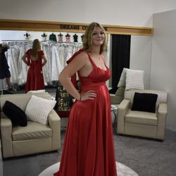 DaVinci's Bridal And Formal Outlet