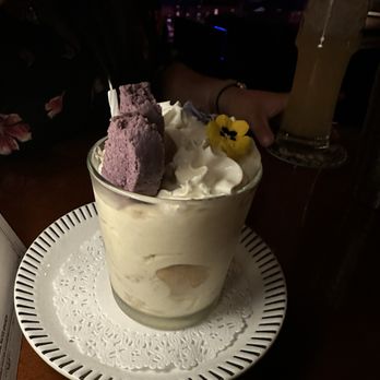 Strong Water Anaheim - Banana pudding - Tiki Bars Near Me - Anaheim, California Strong Water Anaheim - Banana pudding - Tiki Bars Near Me - Anaheim, California