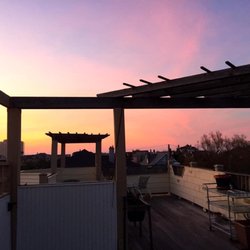 Northwood Inn - Rooftop deck sunset