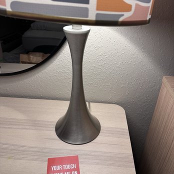 Olentangy Motor Inn - Retro lamp - Hotels Near Me - Columbus, Ohio Olentangy Motor Inn - Retro lamp - Hotels Near Me - Columbus, Ohio