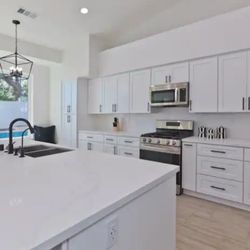 NH Kitchen Cabinets - New kitchen cabinets installed by NH Kitchen