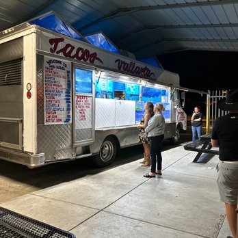 Tacos Vallarta - Storefront - Legitimately open late. - Mexican Near Me - Modesto, California Tacos Vallarta - Storefront - Legitimately open late. - Mexican Near Me - Modesto, California