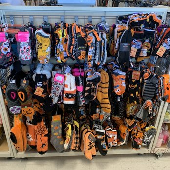 Marshall's - Halloween socks!9/5/22 - Department Stores Near Me - Placentia, California Marshall's - Halloween socks!9/5/22 - Department Stores Near Me - Placentia, California