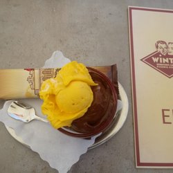 Winter Cafe Konditorei - Veganes Eis... Mango und Schokolade