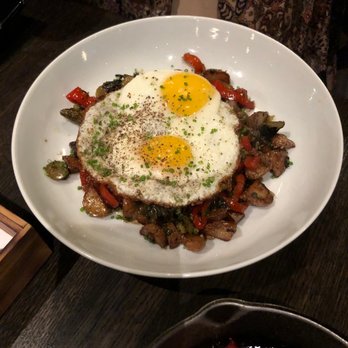 Roister - vegetarian option with mushrooms - New American Near Me - Chicago, Illinois Roister - vegetarian option with mushrooms - New American Near Me - Chicago, Illinois