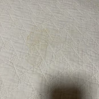 Hotel Coral Reef - Stained coverlet. - Hotels Near Me - Kapaa, Hawaii Hotel Coral Reef - Stained coverlet. - Hotels Near Me - Kapaa, Hawaii