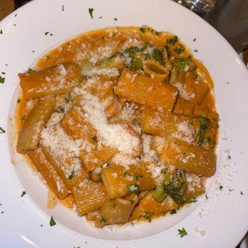 Fumo - Rigatoni Gamberi - Pizza Near Me - New York, New York Fumo - Rigatoni Gamberi - Pizza Near Me - New York, New York