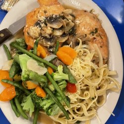 Douglas Cafe - Chicken Marsala