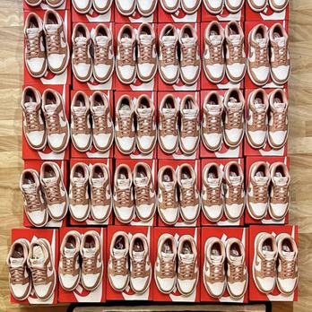 Sole'd Out Hawaii - Dunk Low Women "Rose Whisper" - Shoe Stores Near Me - Urban Honolulu, Hawaii Sole'd Out Hawaii - Dunk Low Women "Rose Whisper" - Shoe Stores Near Me - Urban Honolulu, Hawaii