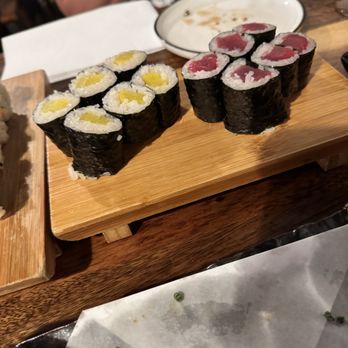 Oao - Sushi Bar & Grill at Wailea - Takuan and tuna cut rolls - Sushi Bars Near Me - Kihei, Hawaii