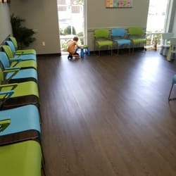 Brushy Creek Family Physicians - Nice large waiting area with 2 sides, one for sick kids and one for well kids