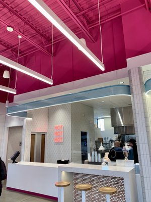 Pretty Bird Hot Chicken, Midvale by null