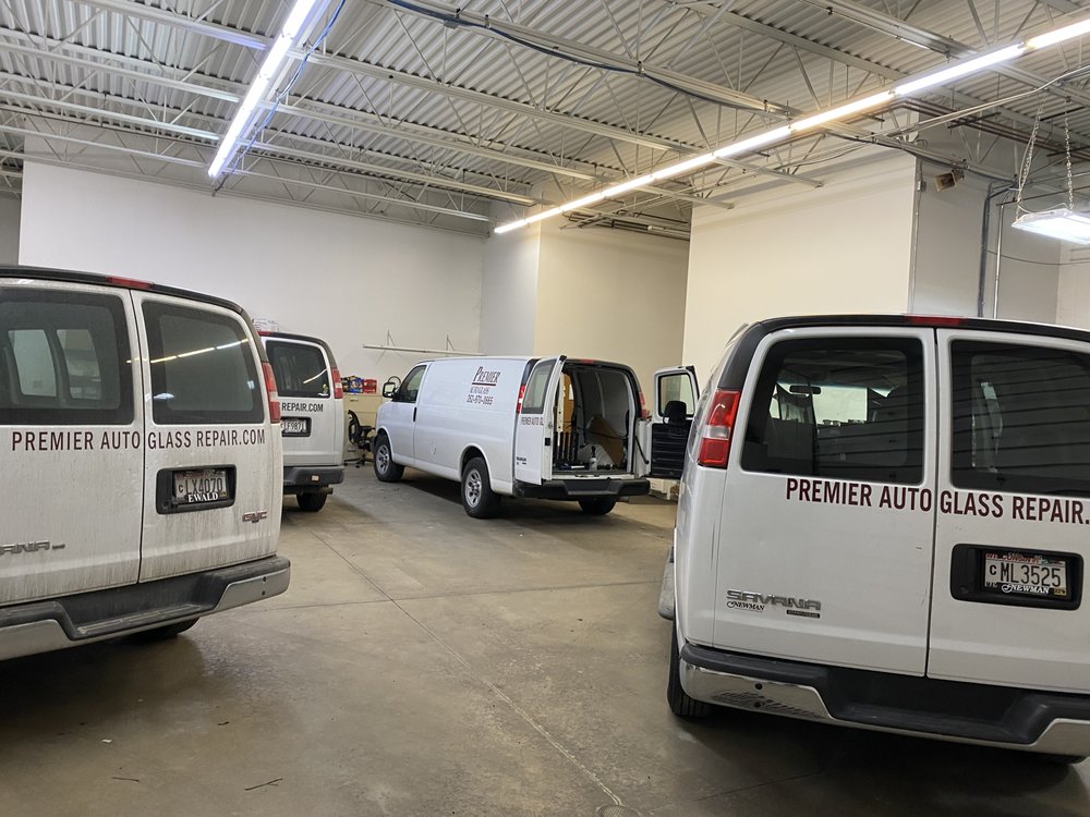 PREMIER AUTO GLASS Updated September 2024 10 Photos S17W22645