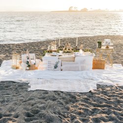 Picnic Story - Book us for a date night, anniversary, proposal, bridal shower, or just because!