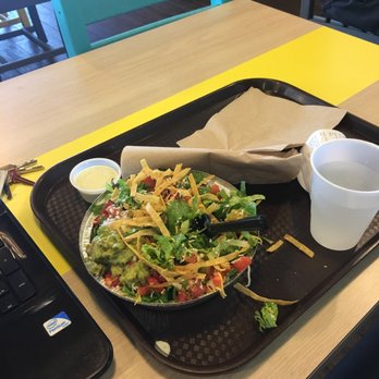 Costa Vida - A very SMALL steak salad with minimal offerings! - Mexican Near Me - Aurora, Colorado