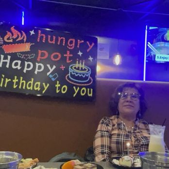 Hungry Pot - Birthday singers - Seafood Near Me - Danbury, Connecticut