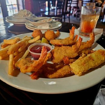 Ernie's Seafood Restaurant - Shrimp and fries - Seafood Near Me - North Richland Hills, Texas Ernie's Seafood Restaurant - Shrimp and fries - Seafood Near Me - North Richland Hills, Texas