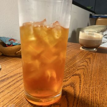 Cafe Guse - Raspberry iced tea - Coffee & Tea Near Me - Longview, Washington