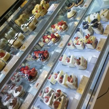 Paris Baguette - Cakes! - Bakeries Near Me - Queens, New York