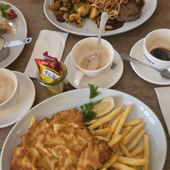 Augustiner am Platzl - Schnitzel pork and beef - German Near Me - Munich, BY
