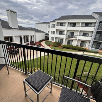 Courtyard by Marriott Chicago Glenview/Northbrook - Hotels Near Me - Glenview, Illinois