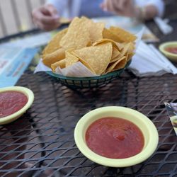 Large Chips & Salsa