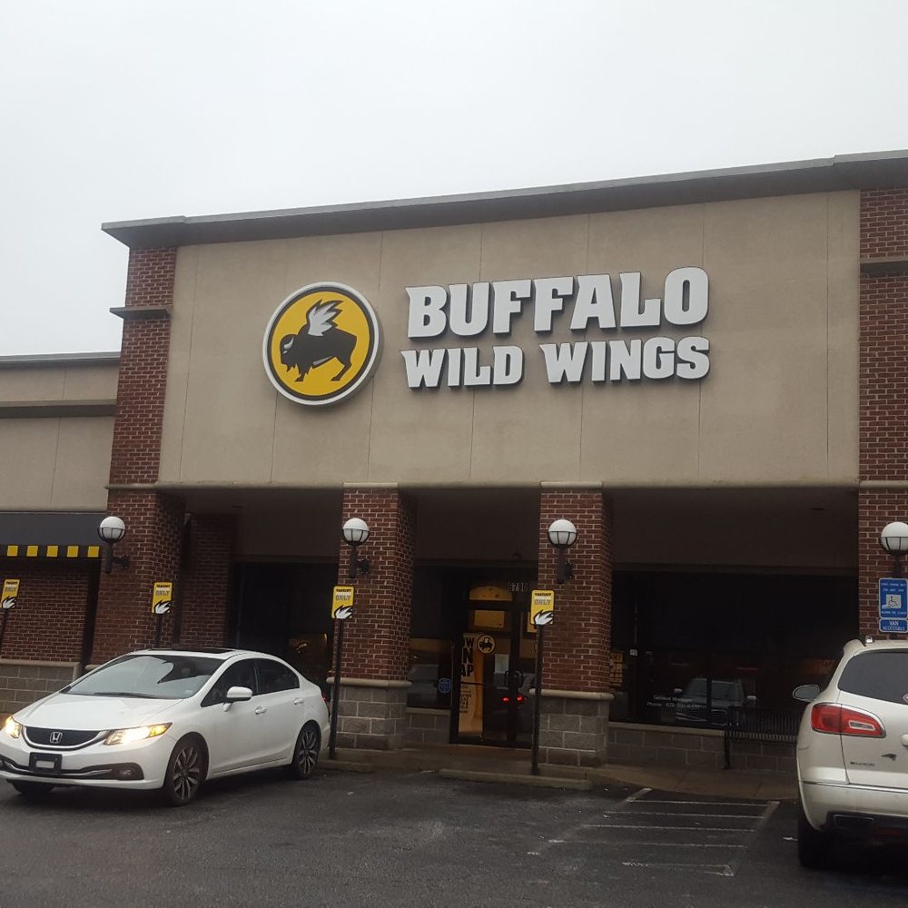 Buffalo Wild Wings - Chicken Wings Near Me - Douglasville, Georgia