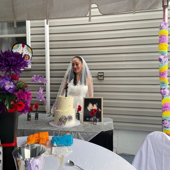 Bleu Royale Cake - Bride and cake - Cupcakes Near Me - Queens Park, New York Bleu Royale Cake - Bride and cake - Cupcakes Near Me - Queens Park, New York